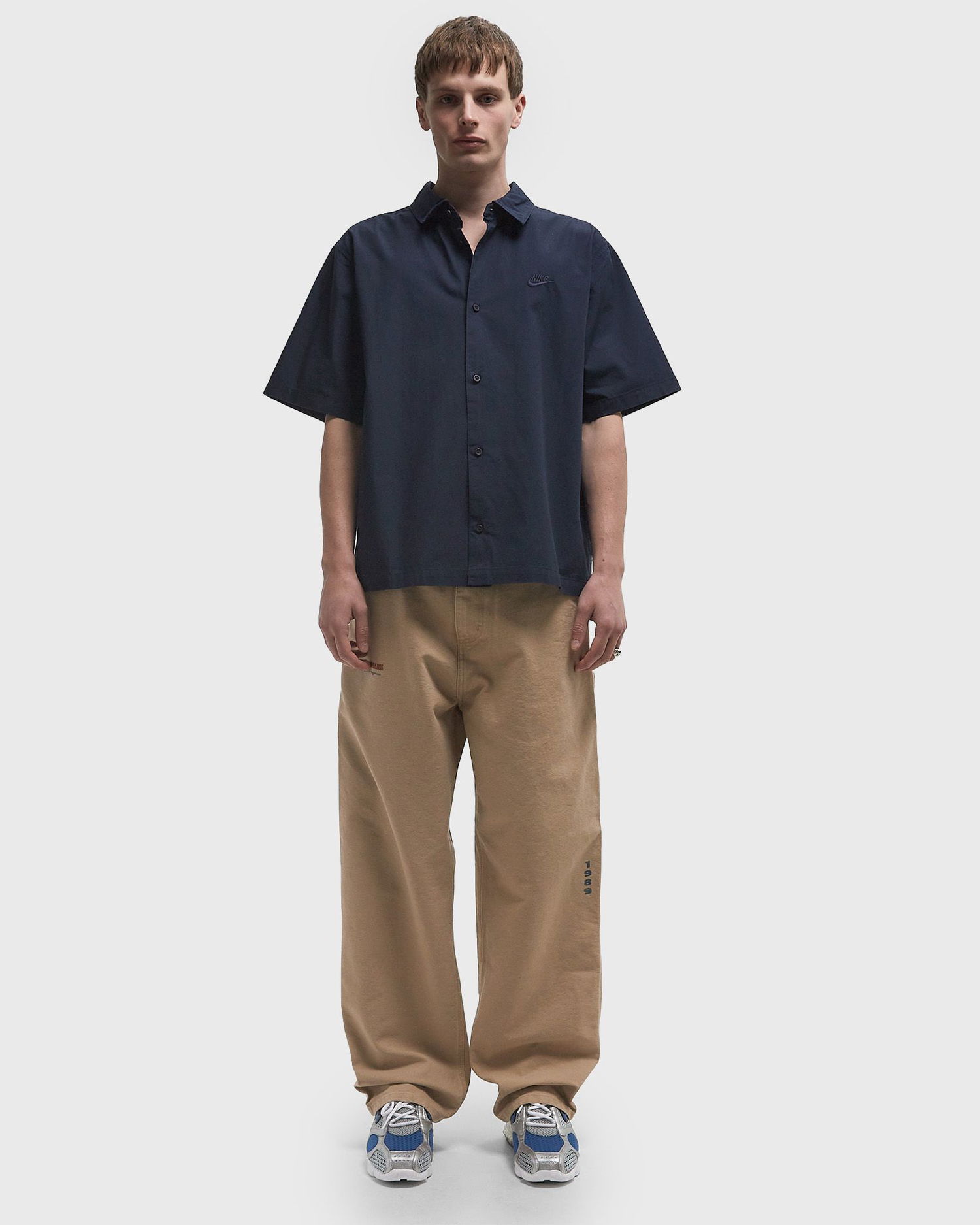 Риза Nike Club Woven Short Sleeve Button-Down Shirt Тъмно синьо | HJ2029-451, 1