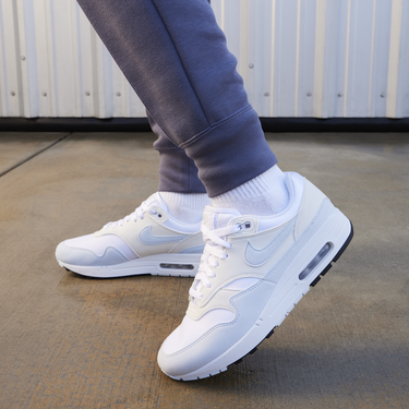 Кецове и обувки Nike Air Max 1 "Football Grey" Сиво | DZ2628-105, 1