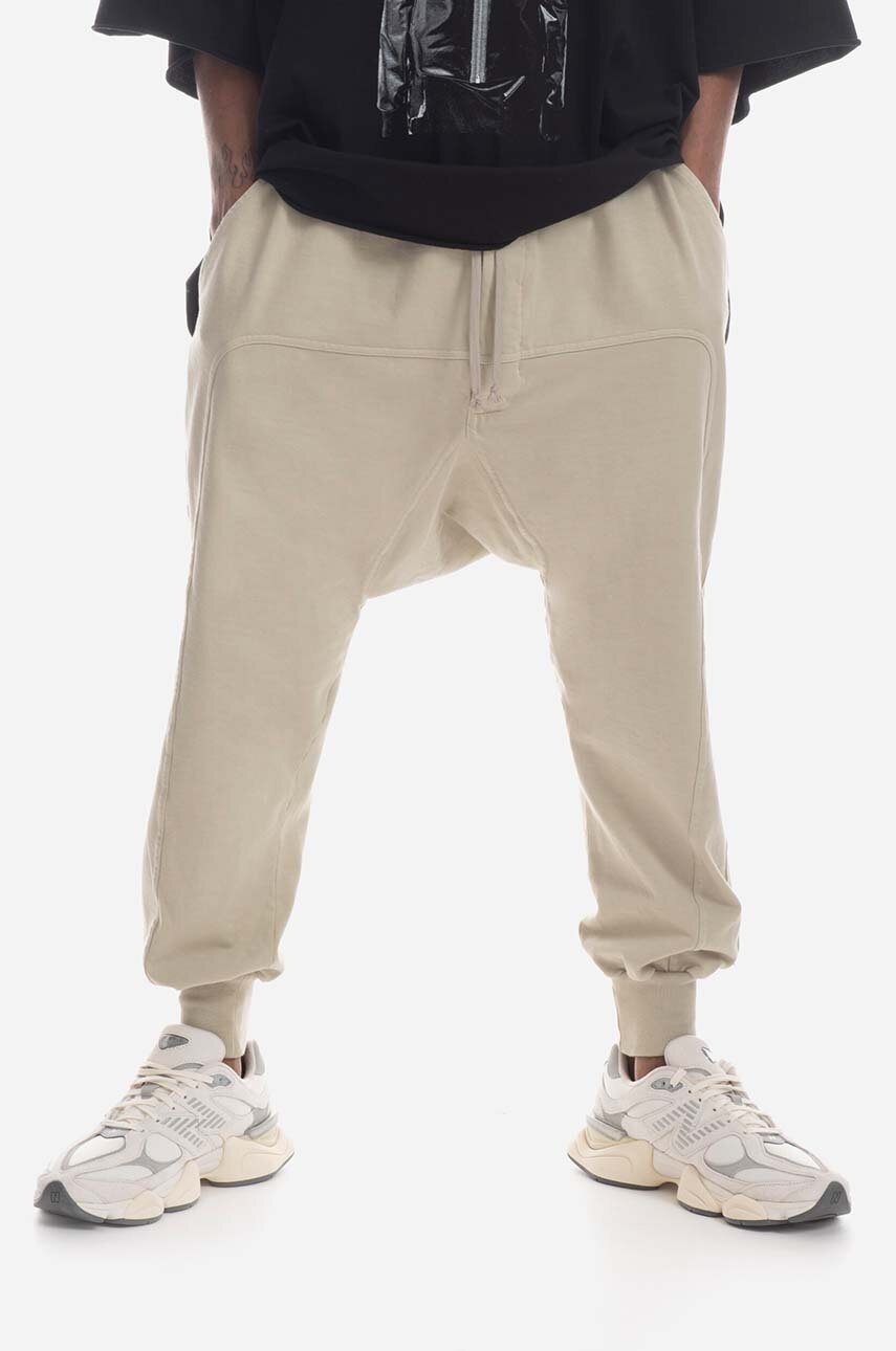 Спортни панталони Rick Owens Rick Owens DRKSHDW Drop-Crotch Sweatpants Бежово | DU01C6395.RIG.PEARL, 1