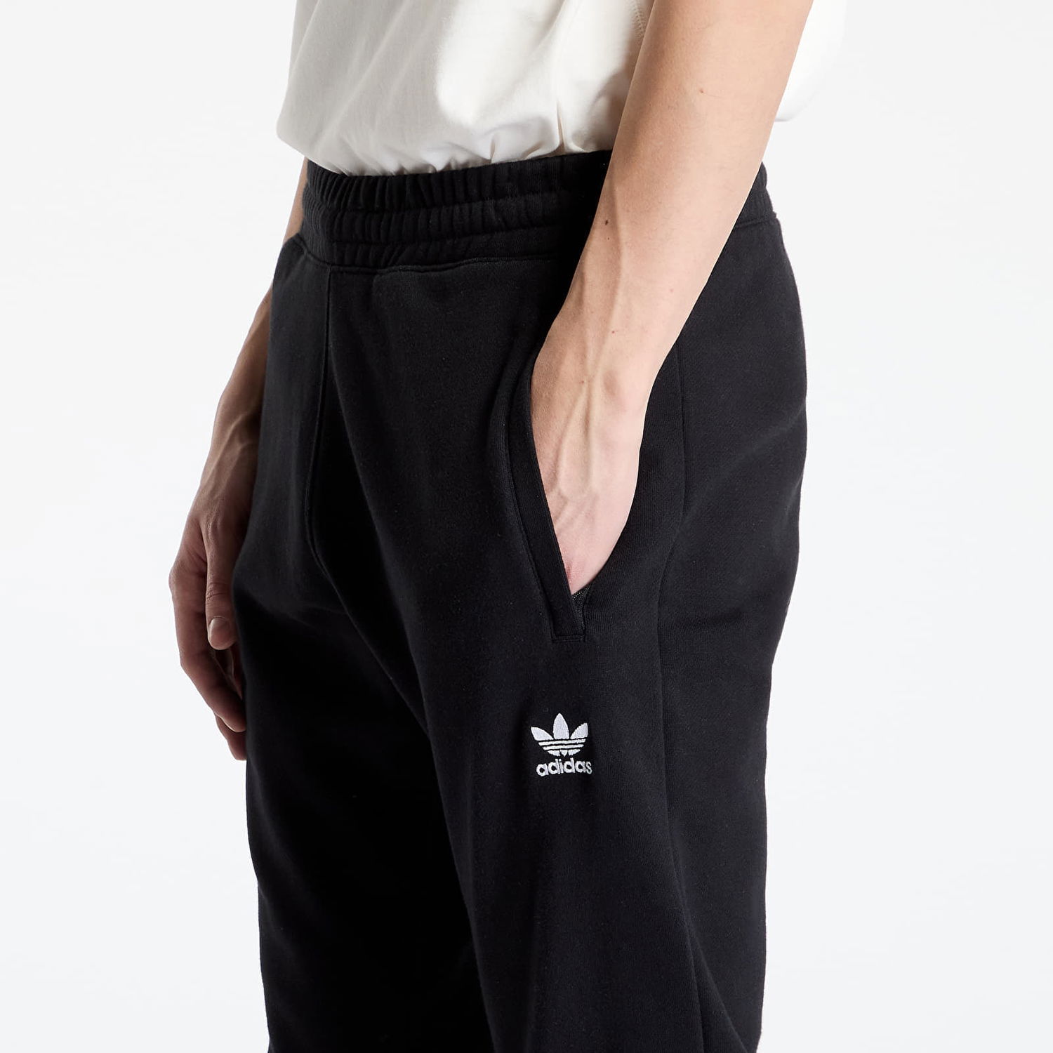 Спортни панталони adidas Originals adidas Trefoil Essentials French Terry Sweatpants Черно | JD2422, 1