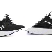 React Infinity Run Flyknit