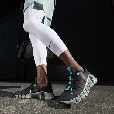 Кецове и обувки Nike Free Metcon 5 Черно | DV3949-004, 3