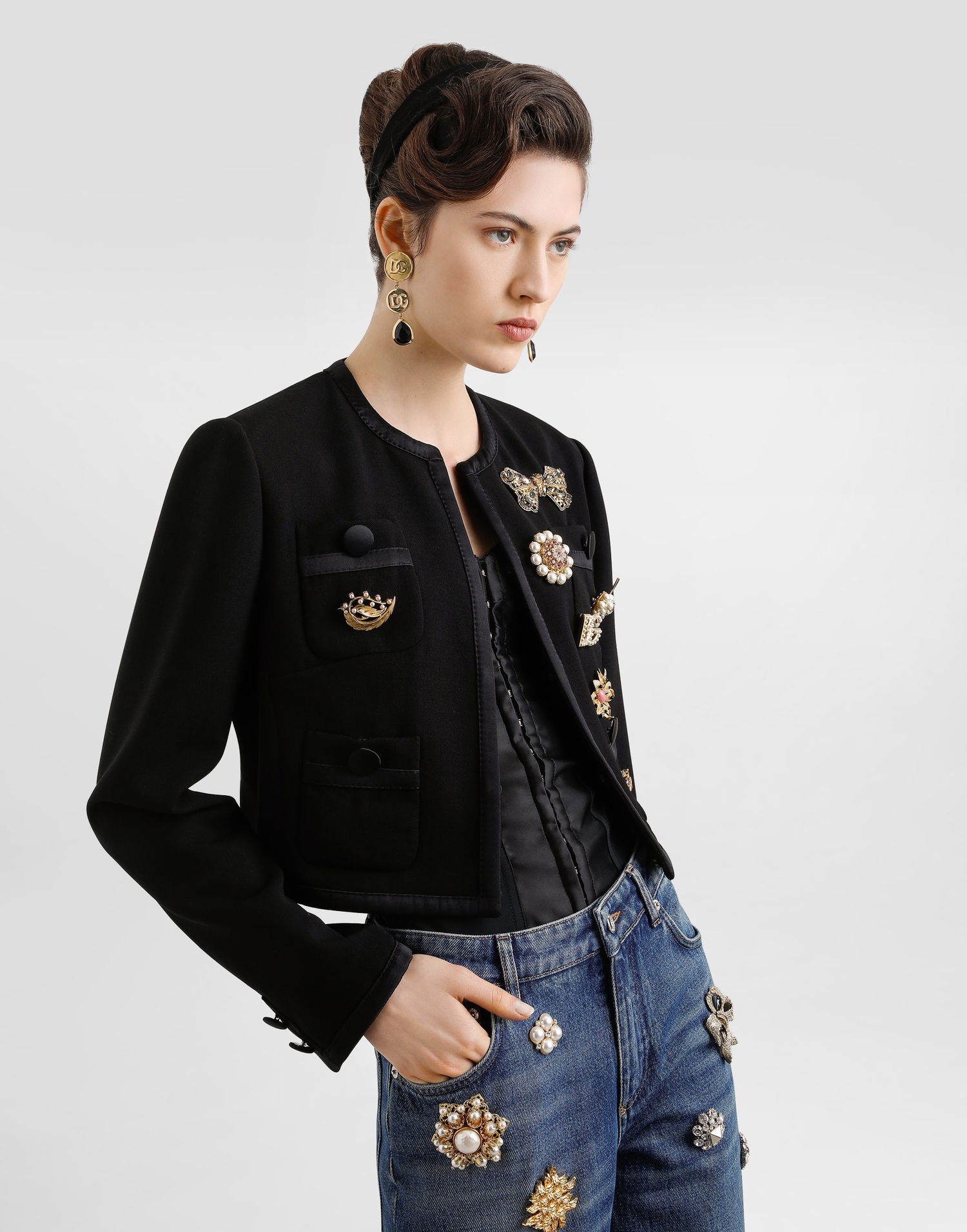 Яке Dolce & Gabbana Dolce & Gabbana Double Crepe Wool Cropped Jacket with Embellishments Черно | F27CEZFU2L8N0000, 1