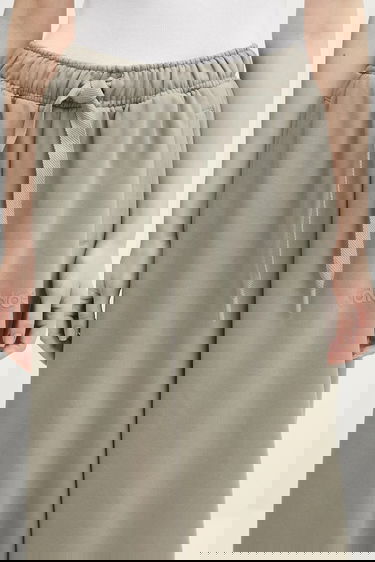 Спортни панталони adidas Originals adidas Originals Ess Lin Pant Зелено | JX3141, 3