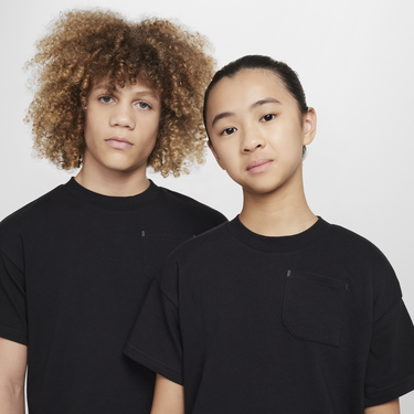 Тениска Nike Sportswear City Utility Short Sleeve T-Shirt Черно | FZ4902-010, 2