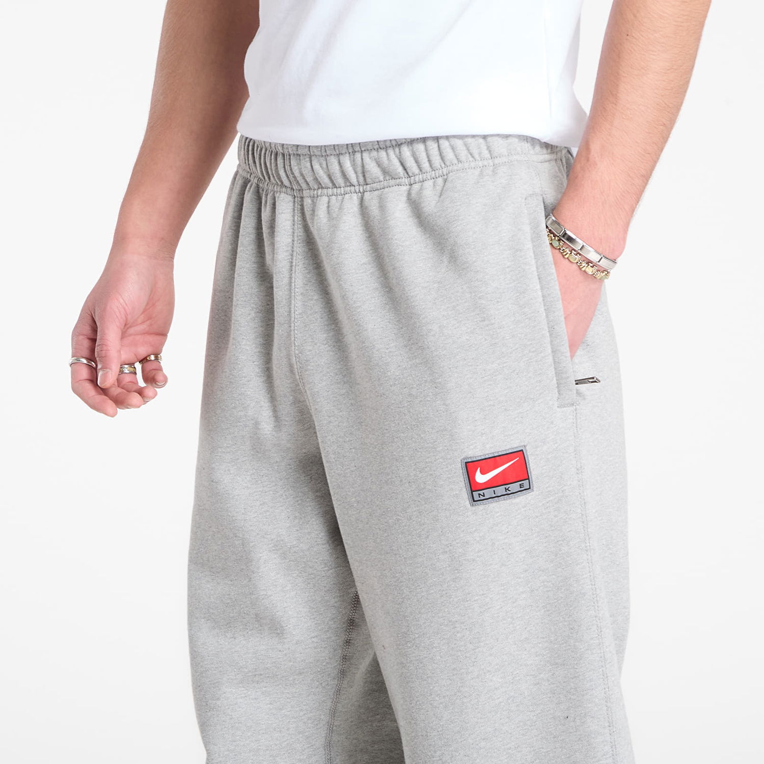Спортни панталони Nike Solo Swoosh Fleece Open-Hem Sweatpants Сиво | IO0675-063, 1