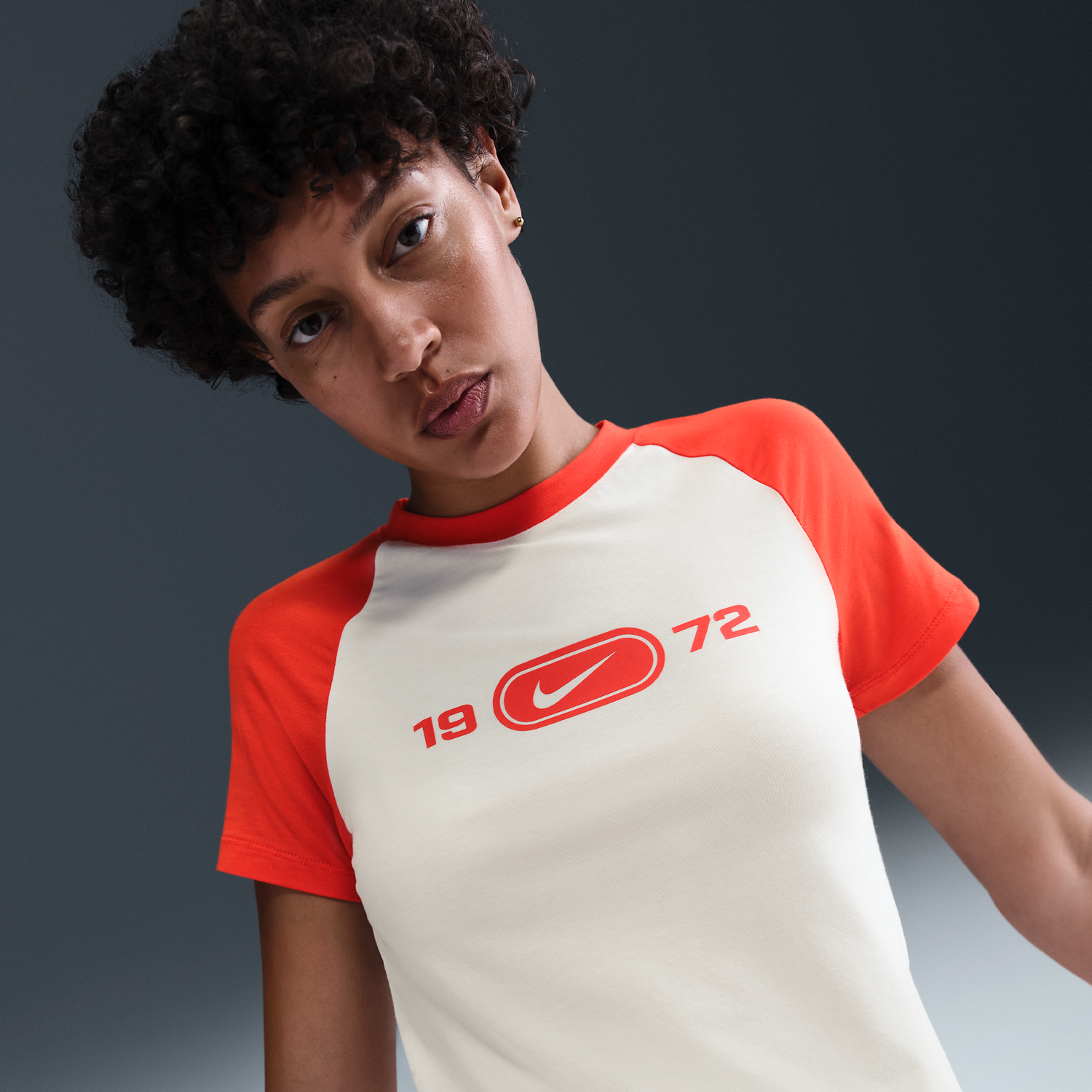 Тениска Nike Nsw Challenge Knit Raglan T-Shirt with 1972 Graphic Многоцветен | HV4992-133, 0