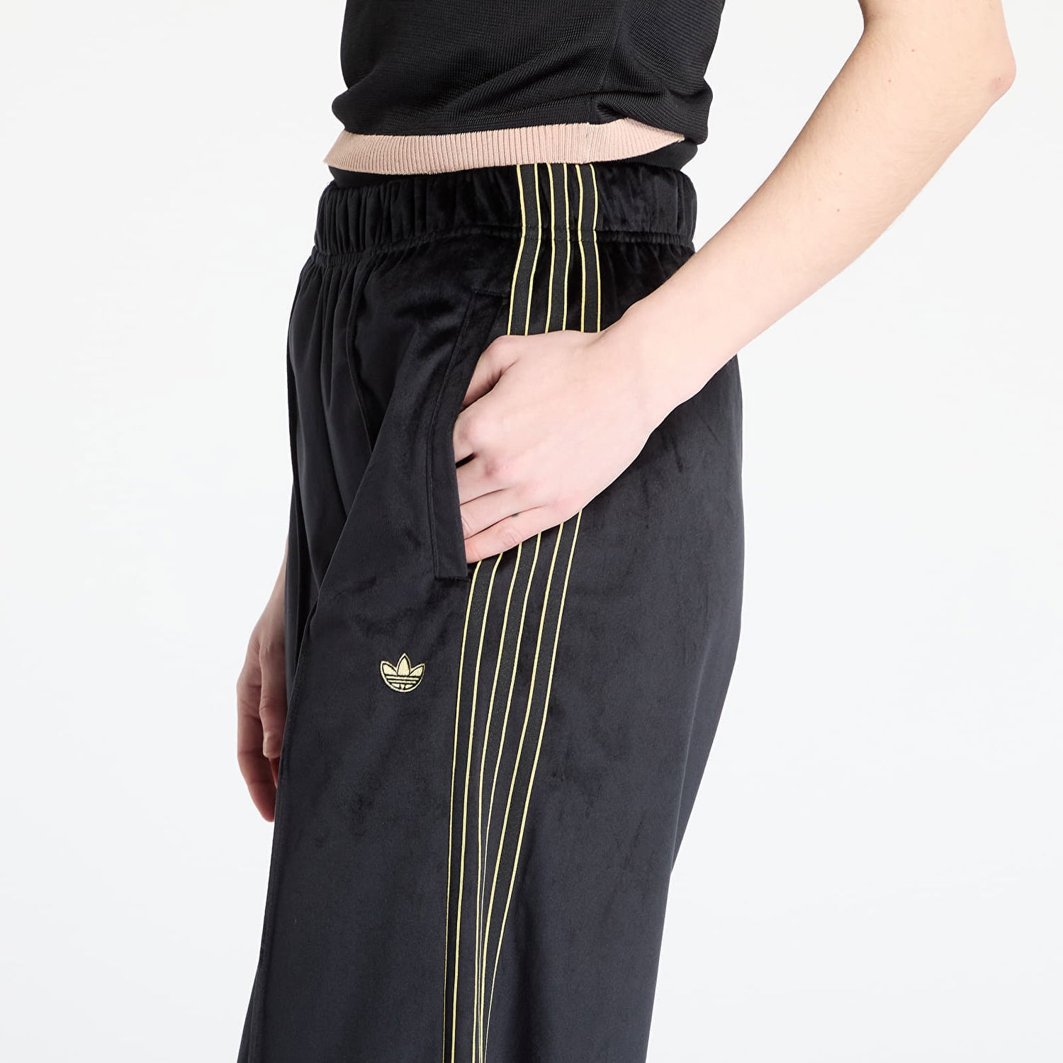 Спортни панталони adidas Originals Velour Track Pants Черно | JI5755, 1