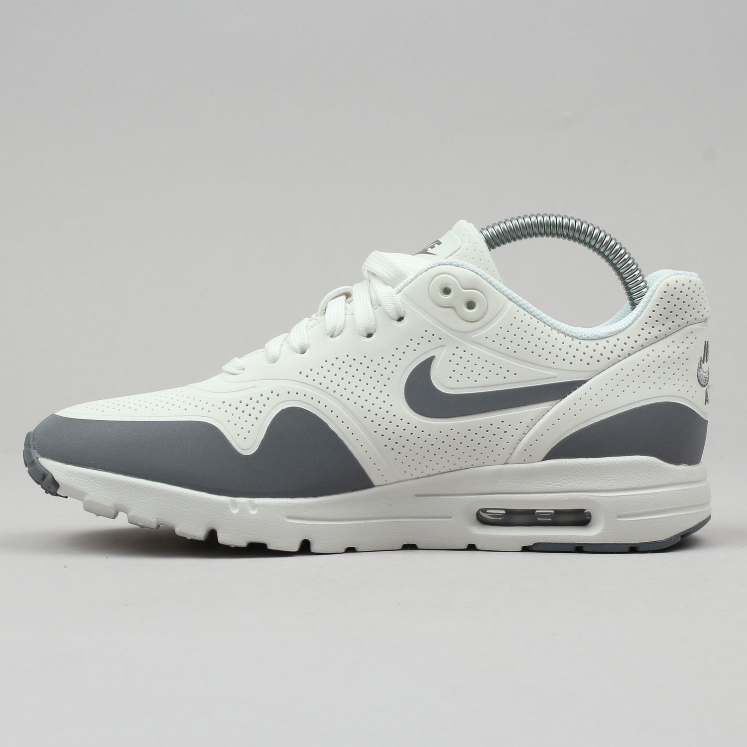 Кецове и обувки Nike WMNS Air Max 1 Ultra Moire Бяло | 704995-101, 1