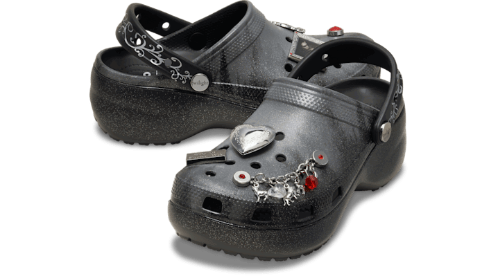 Кецове и обувки Crocs The Twilight Saga Distressed Classic Platform Clogs Черно | 212239-90H, 1