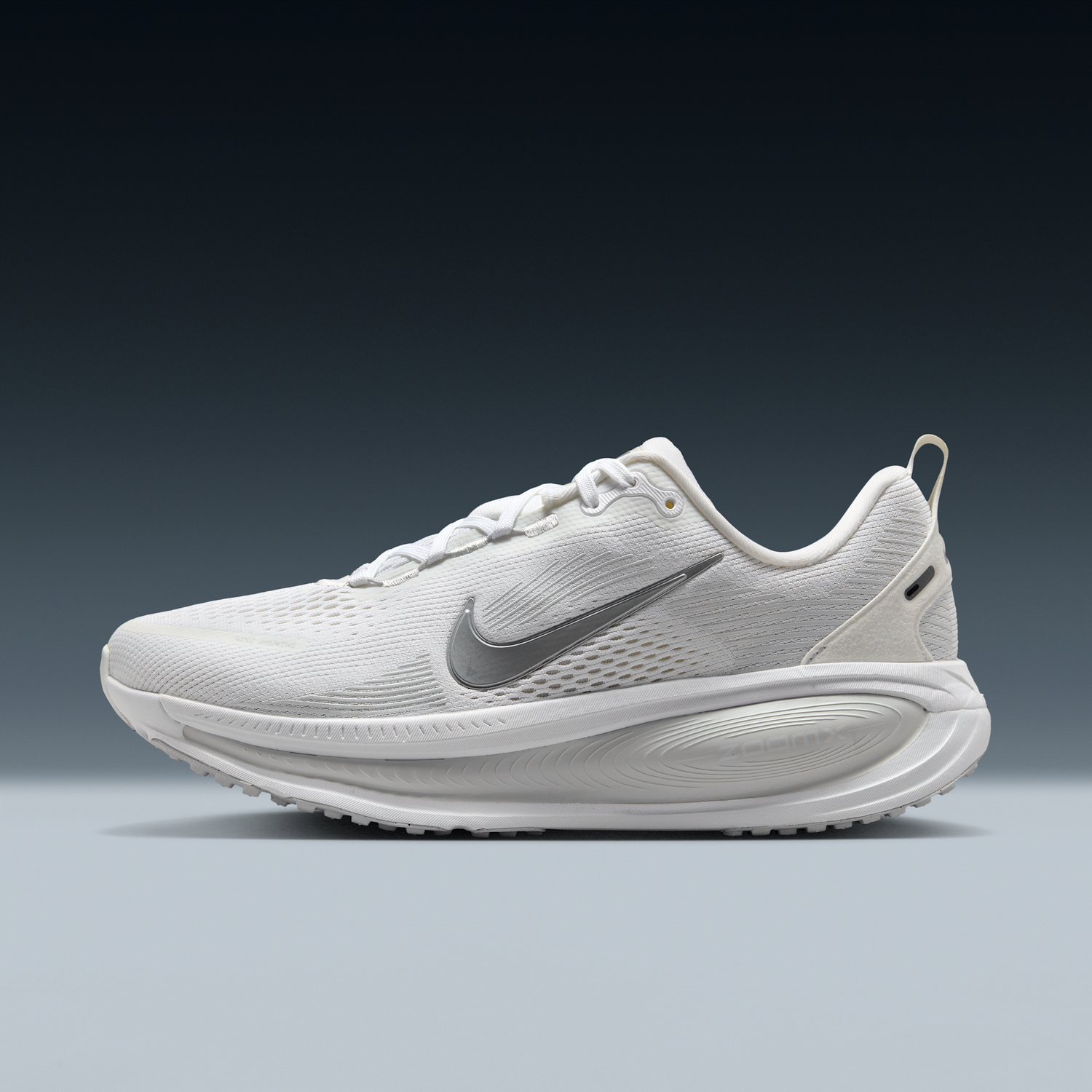 Кецове и обувки Nike Vomero 18 Бяло | HM6804-104, 1