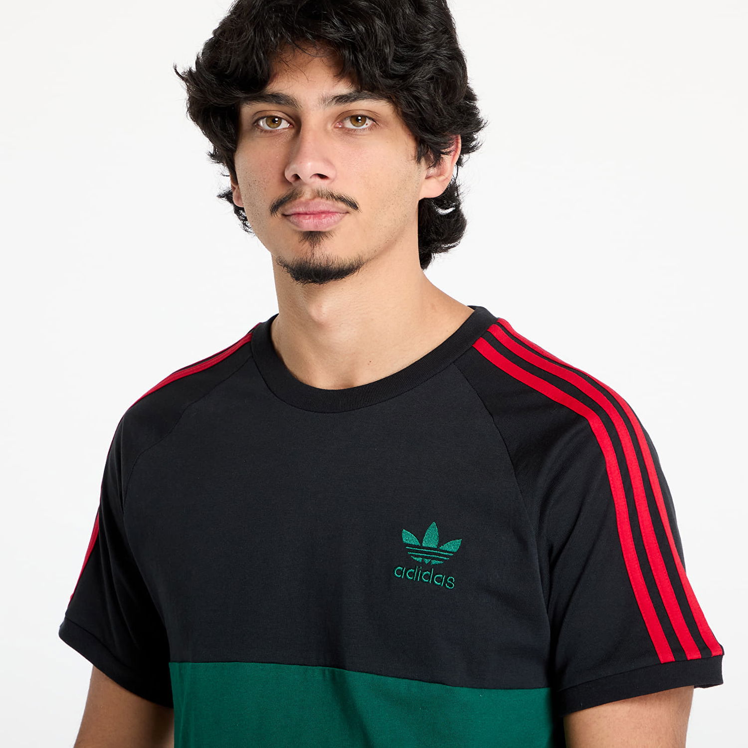 Тениска adidas Originals Three Stripes Panel T-Shirt Черно | JP1272, 1