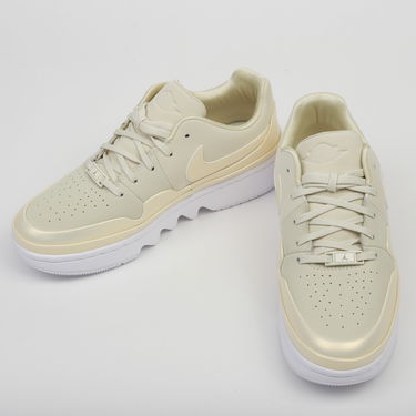 Кецове и обувки Jordan Jordan W AJ1 Jester XX Low Laced SE Жълто | CQ0278-200, 2