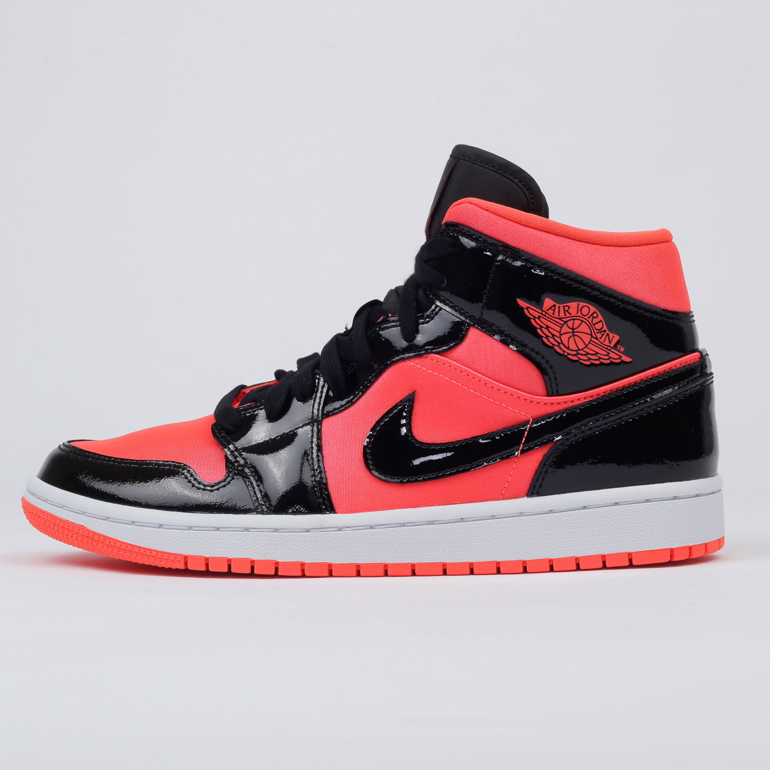 Кецове и обувки Jordan Jordan WMNS 1 Mid Червено | BQ6472-600, 0