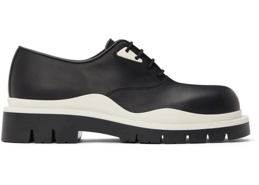 Кецове и обувки Bottega Veneta Tire Lace Up Leather Shoe Черно | 667073VBS501359, 0