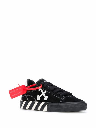 Кецове и обувки Off-White Low Vulcanised Черно | OWIA216E20LEA0011001, 1