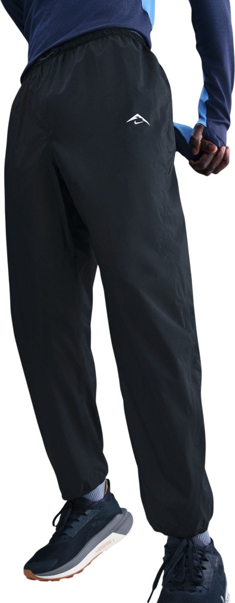 Панталони Nike Trailwind Lightweight Cuffed Pant Черно | hv2159-010