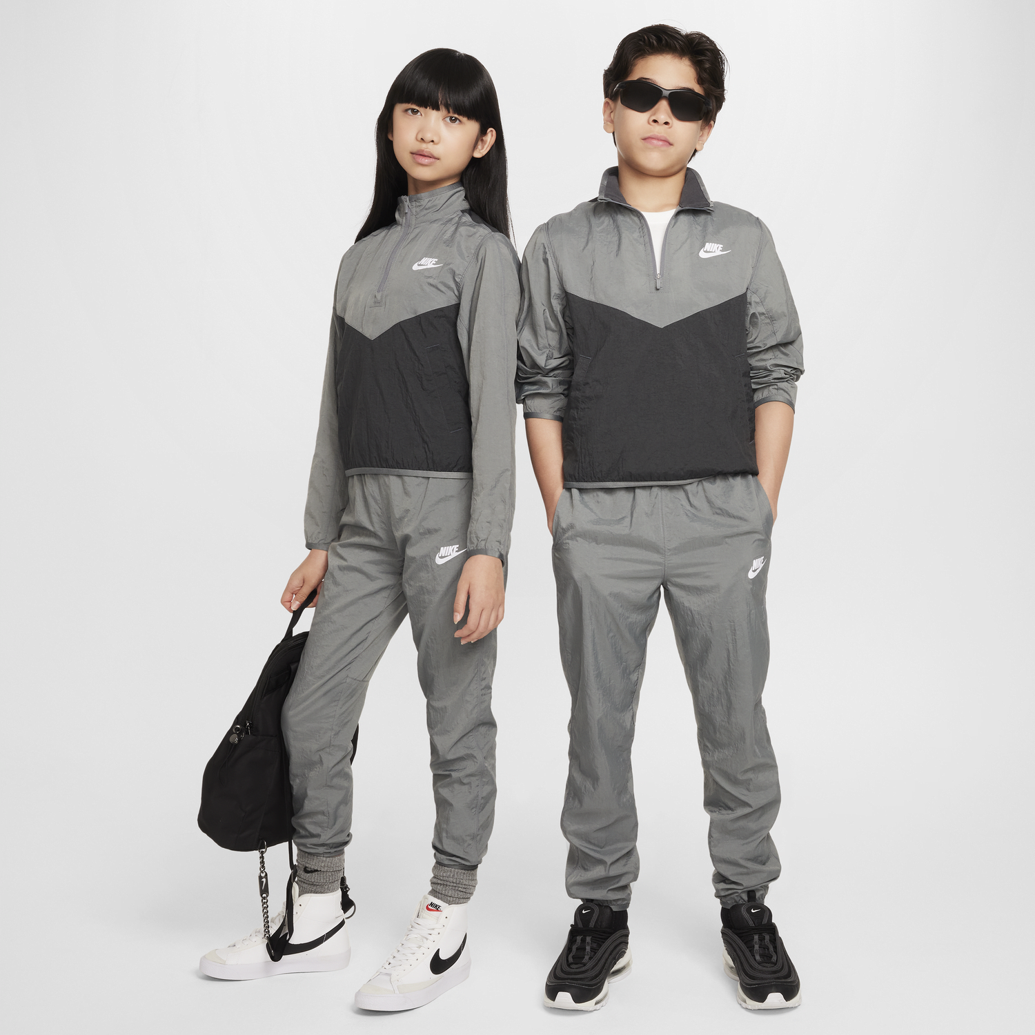 Комплект Nike Sportswear Tracksuit for Big Kids Сиво | FD3058-084, 0