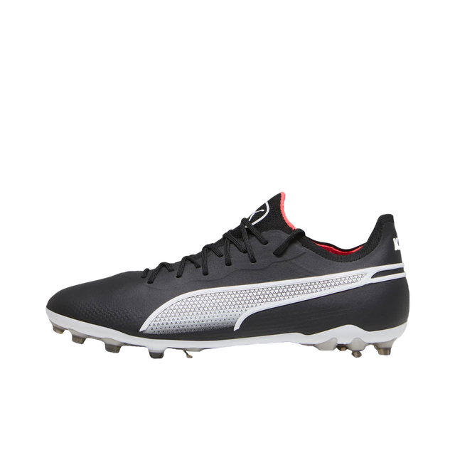 Puma KING ULTIMATE MG