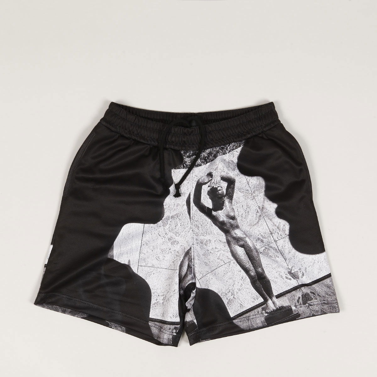 Къси панталони PACCBET Rassvet Statue Print Mesh Shorts Черно | Rassvet-la-melancolia-statue-shorts-woven-black, 1