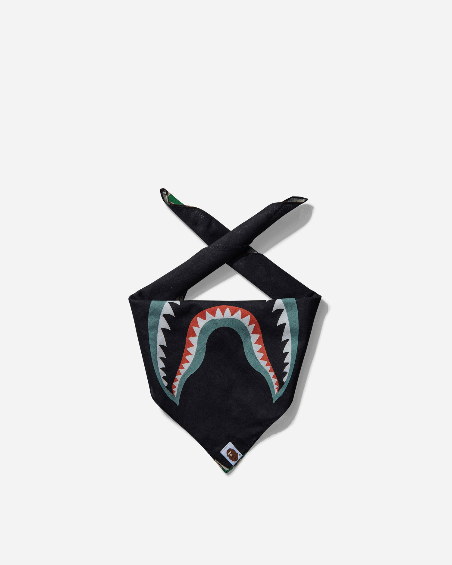 Шал BAPE Shark Print Bandana Черно | 1F80182036 002, 0