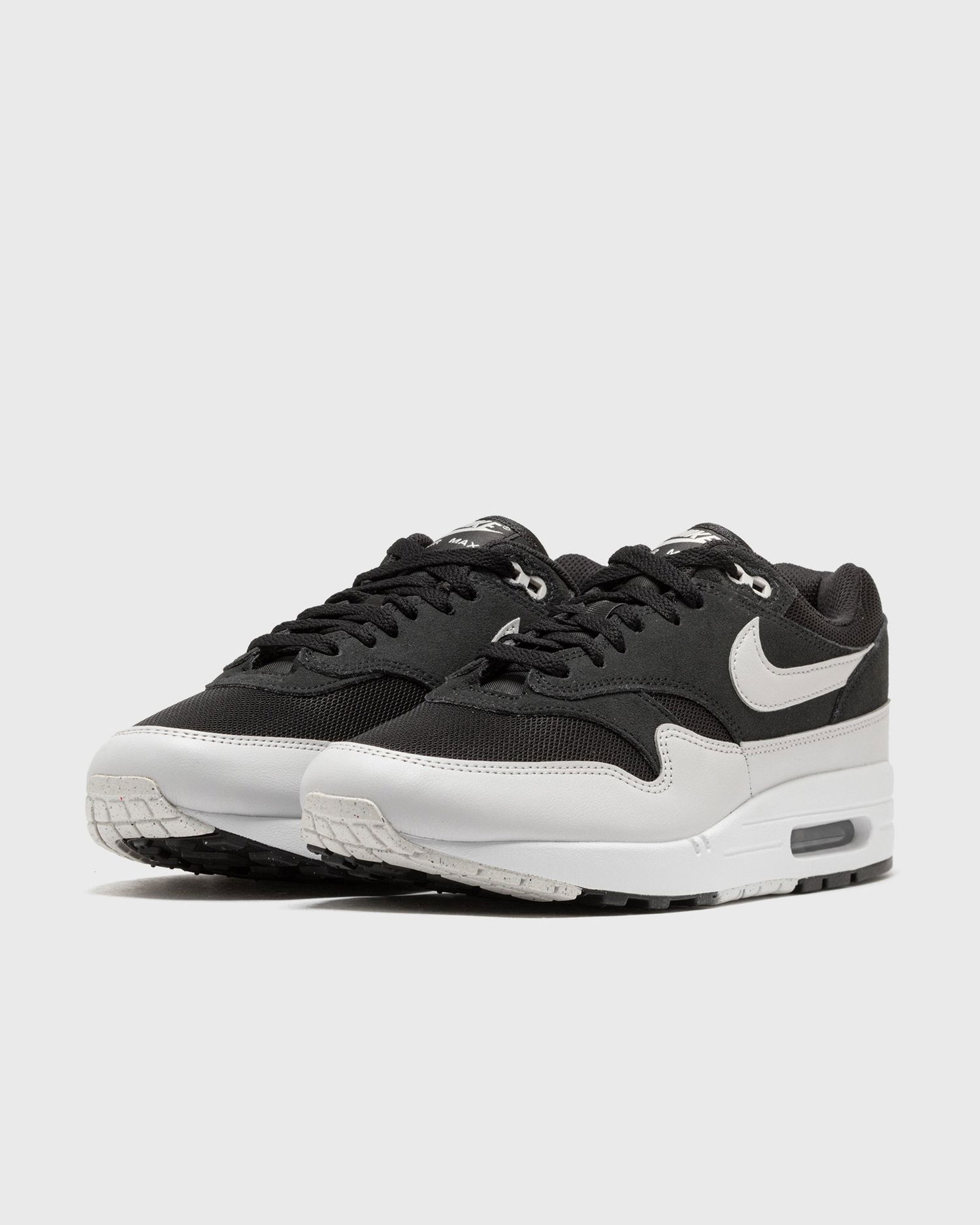 Кецове и обувки Nike AIR MAX 1 ESS 45 Черно | FZ5808-007, 1