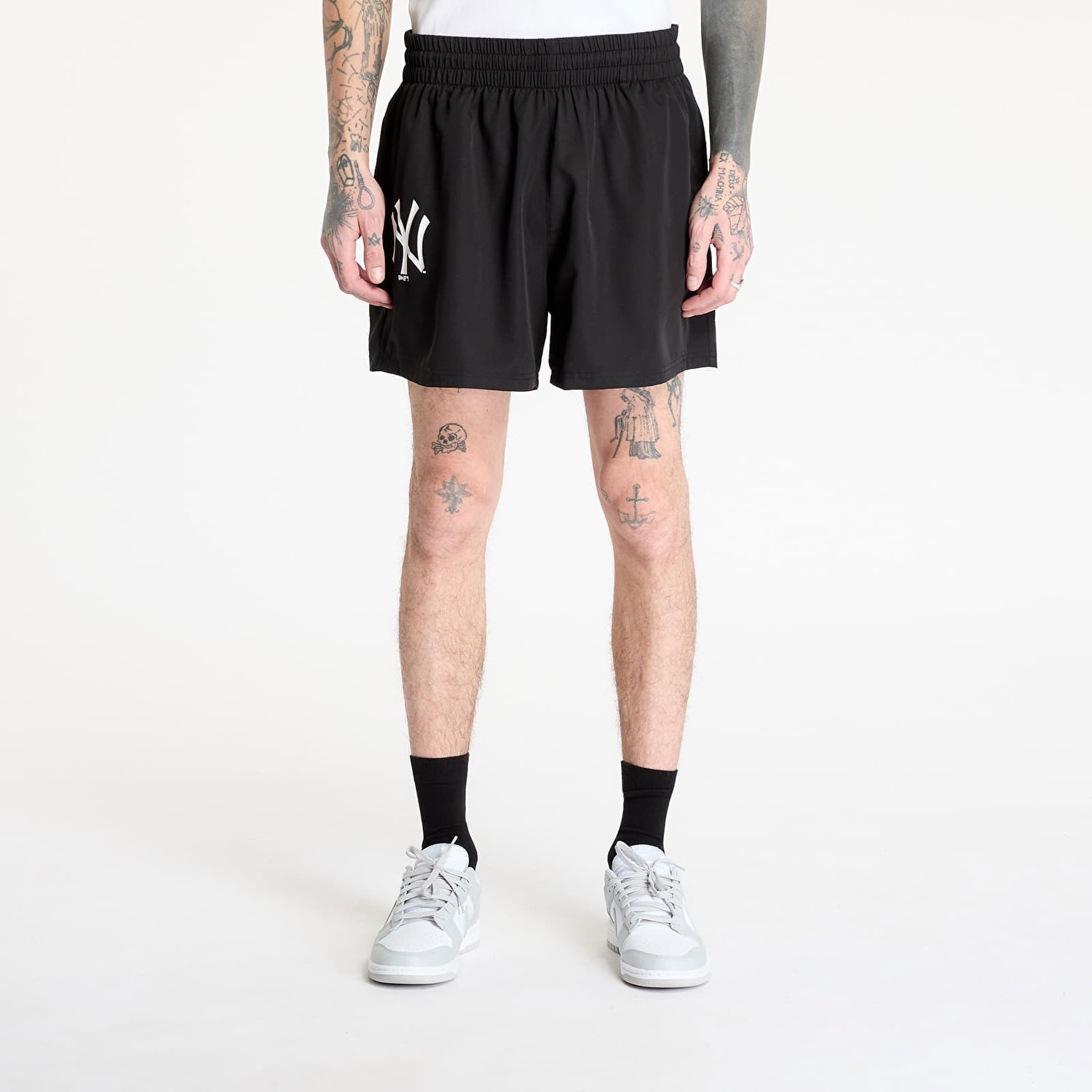 Къси панталони New Era New Era New York Yankees MLB League Essential Shorts Черно | 60596362, 0
