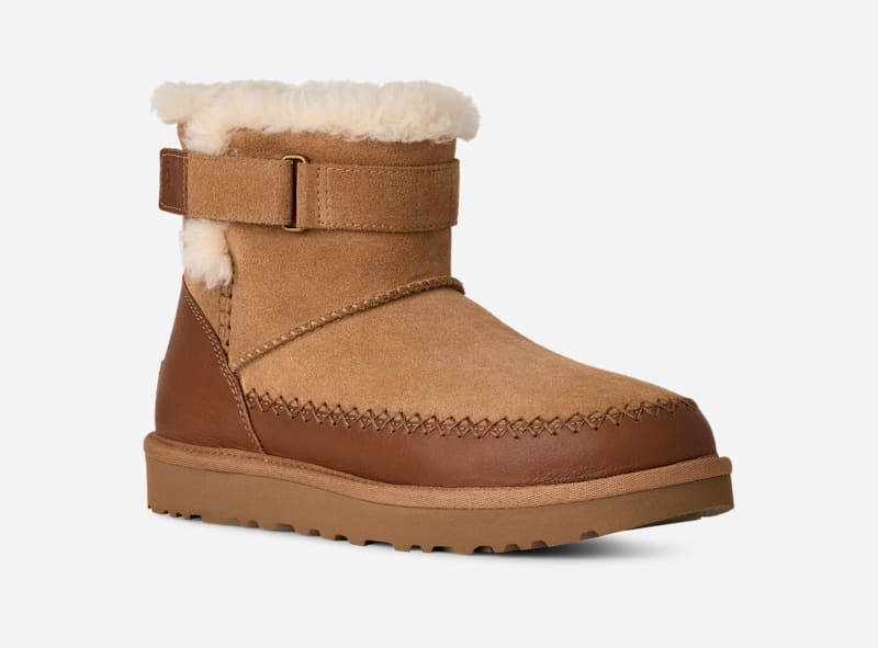 Кецове и обувки UGG Classic RetroChic Strap Boots Кафяво | 1174575-CHE, 1