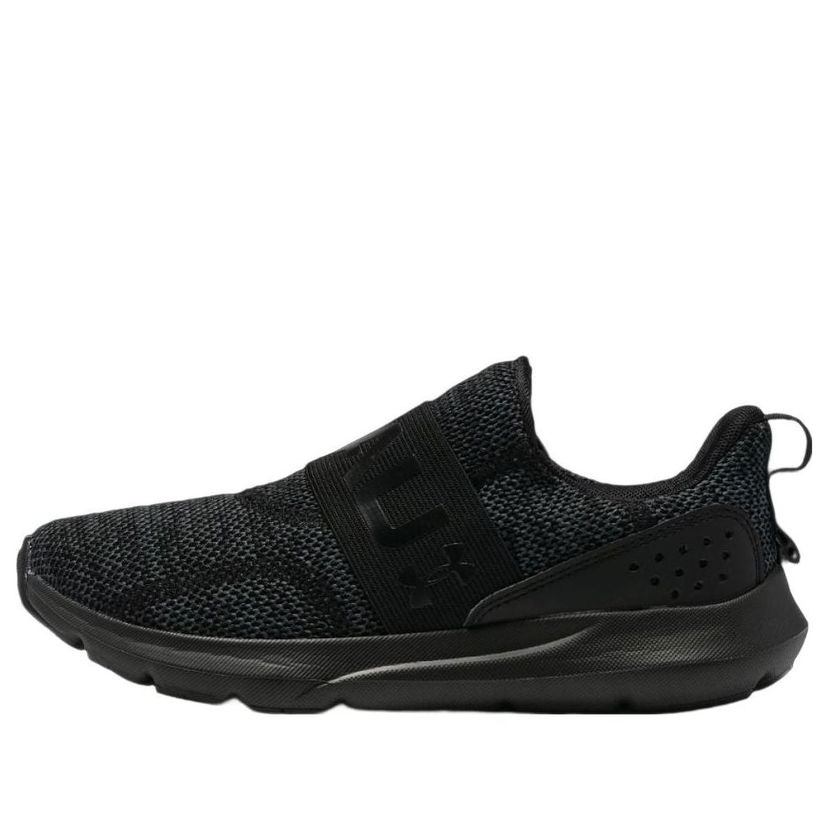 Кецове и обувки Under Armour Surge 3 Slip Черно | 3026507-002