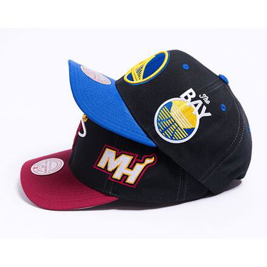 Шапка с козирка Mitchell & Ness Overbite Pro Snapback Miami Heat Black Червено | HHSS7310-MHEYYPPPBLCK, 6