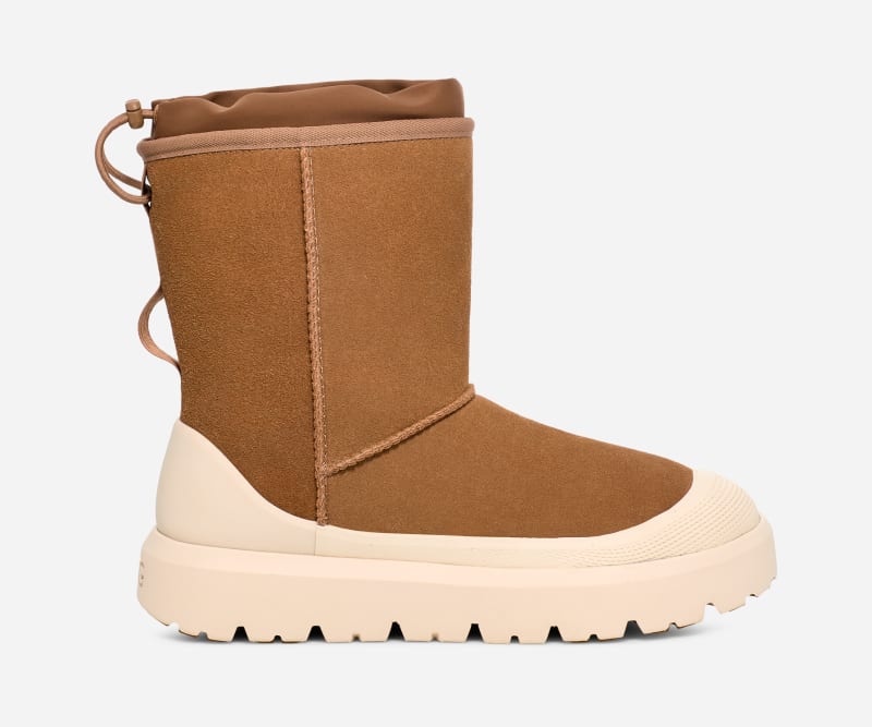 Кецове и обувки UGG ® Classic Short Weather Hybrid Boot in Brown, Кафяво | 1143992-CWTC