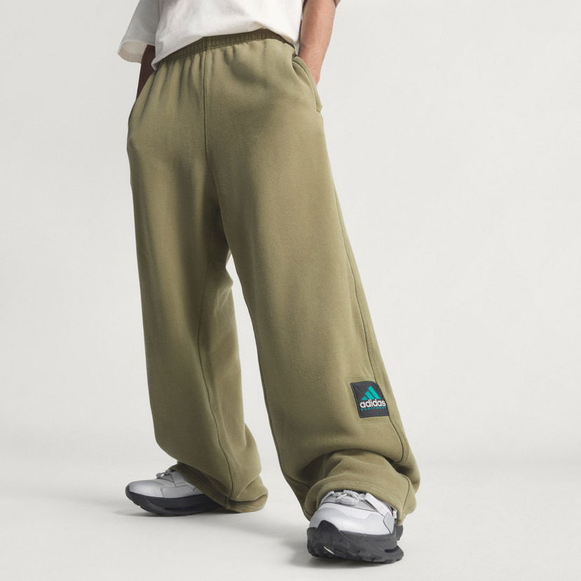 Спортни панталони adidas Performance Equipment Open Hem Sweatpants Зелено | JX1574