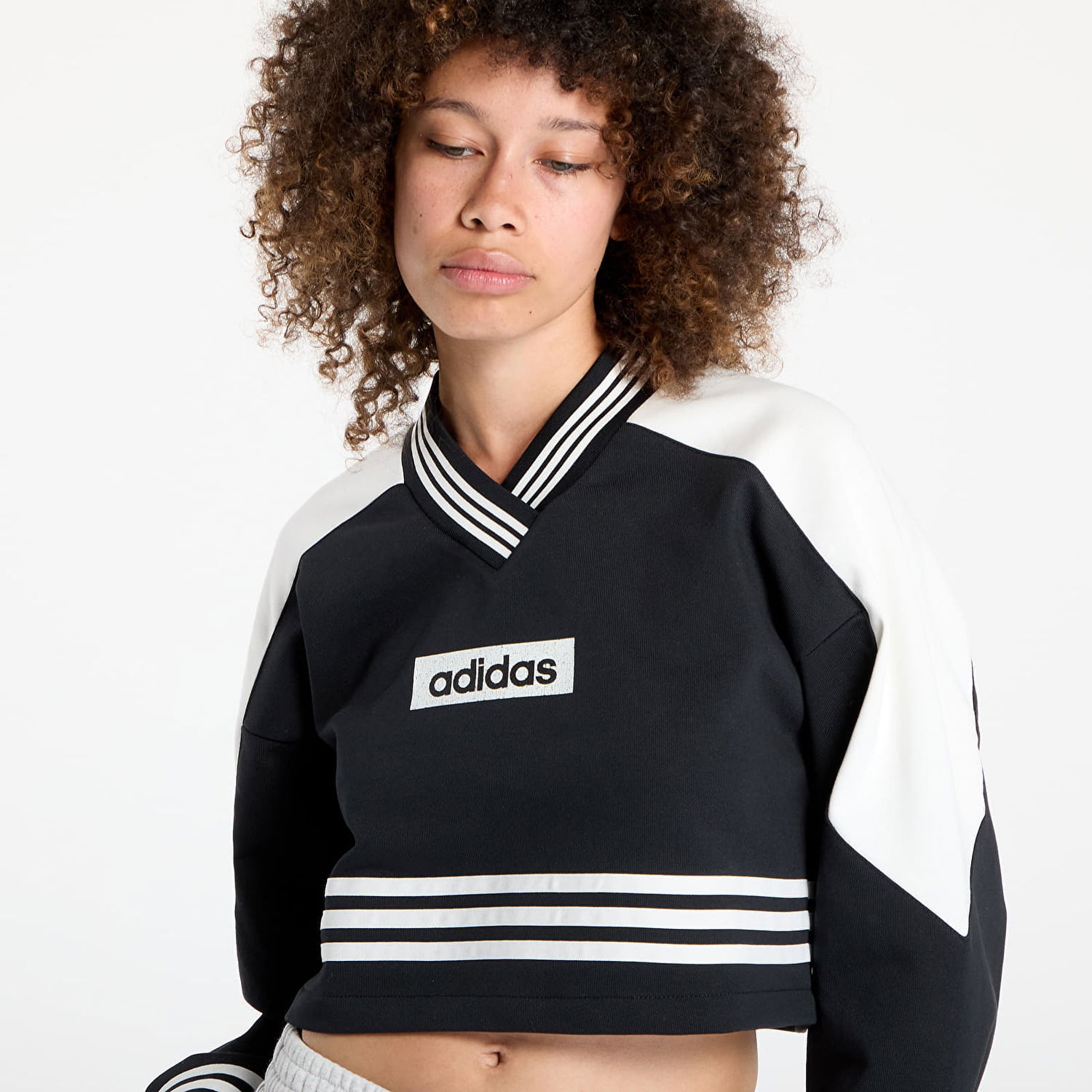 Суитчър adidas Performance Blocking Crewneck Sweatshirt Черно | JW7273, 1