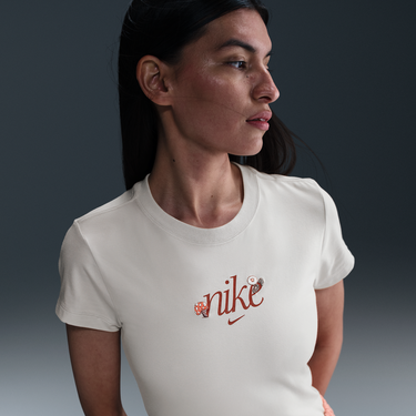 Тениска Nike Nike Sportswear Chill Knit Slim Fit Graphic T-Shirt Бяло | HF9722-104, 3