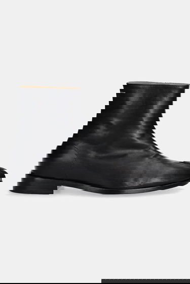 Кецове и обувки Maison Margiela MM6 Maison Margiela Tabi Ankle Boots Черно | SH1WU0011.P5000.T8013, 1