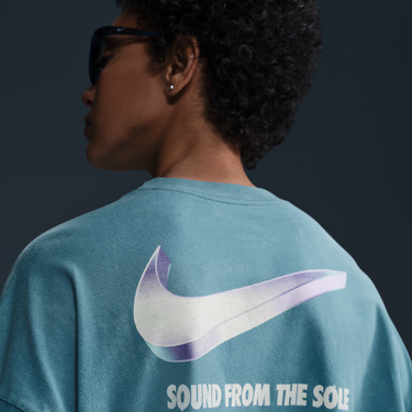 Тениска Nike Nike Sportswear Essential Loose Fit Short-Sleeve T-Shirt Зелено | HF9691-006, 3