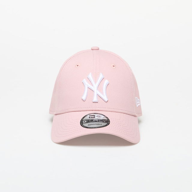 New York Yankees League Essential 9FORTY Adjustable Cap