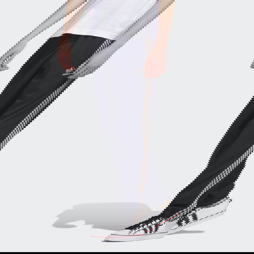 Спортни панталони adidas Performance Woven Track Pants Черно | IC5541, 0