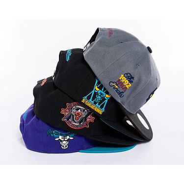 Шапка с козирка Mitchell & Ness NBA Core Vi Snapback Chicago Bulls Black Черно | HHSS6749-CBUYYPPPBLCK, 3
