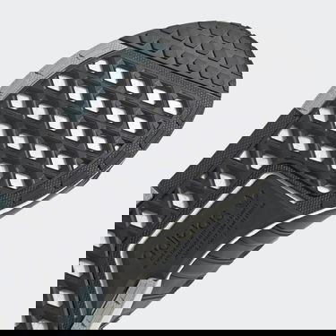 Кецове и обувки adidas Originals NMD_R1 V3 Черно | GX2084, 3