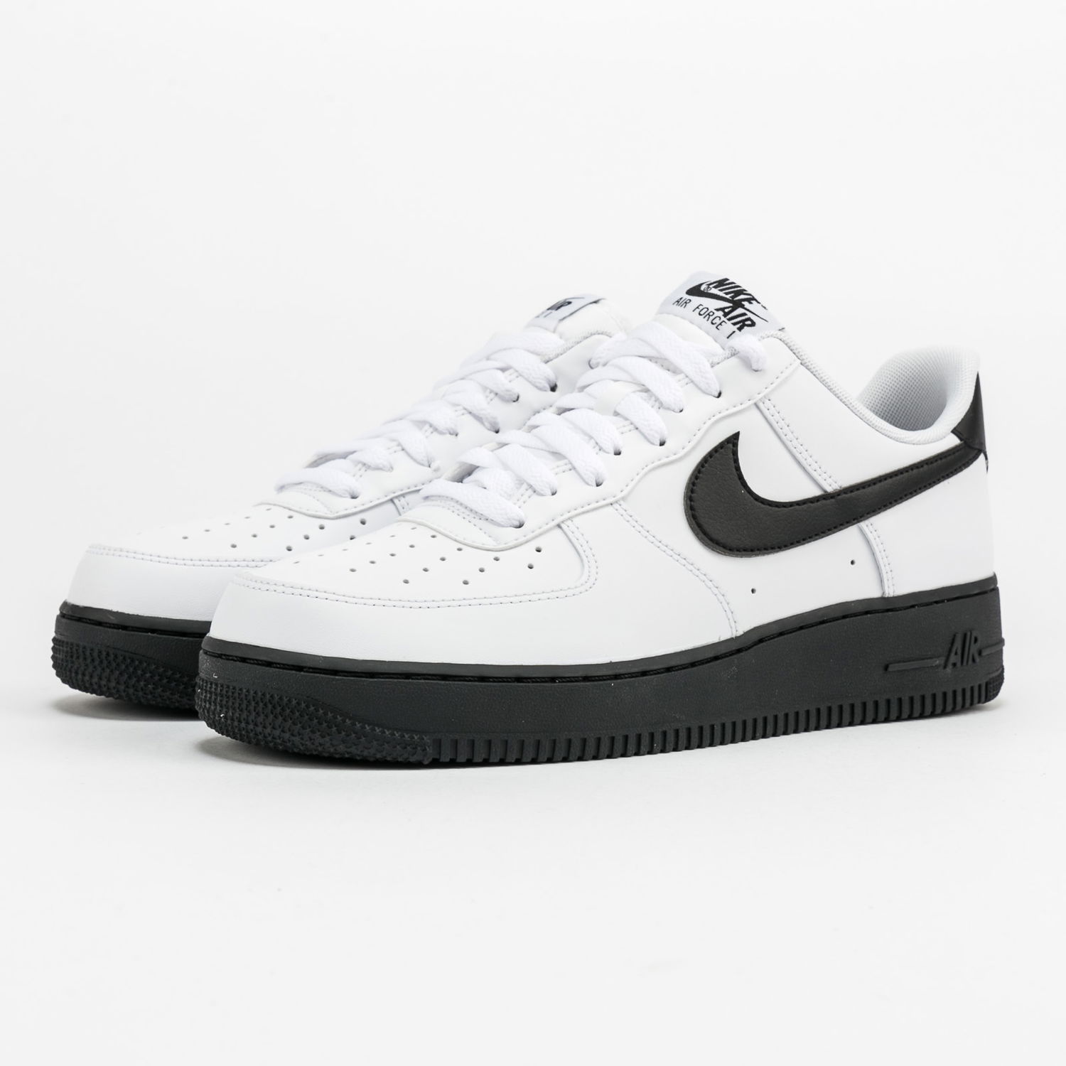 Кецове и обувки Nike Air Force 1 '07 "White Black Sole" Бяло | CK7663-101, 1
