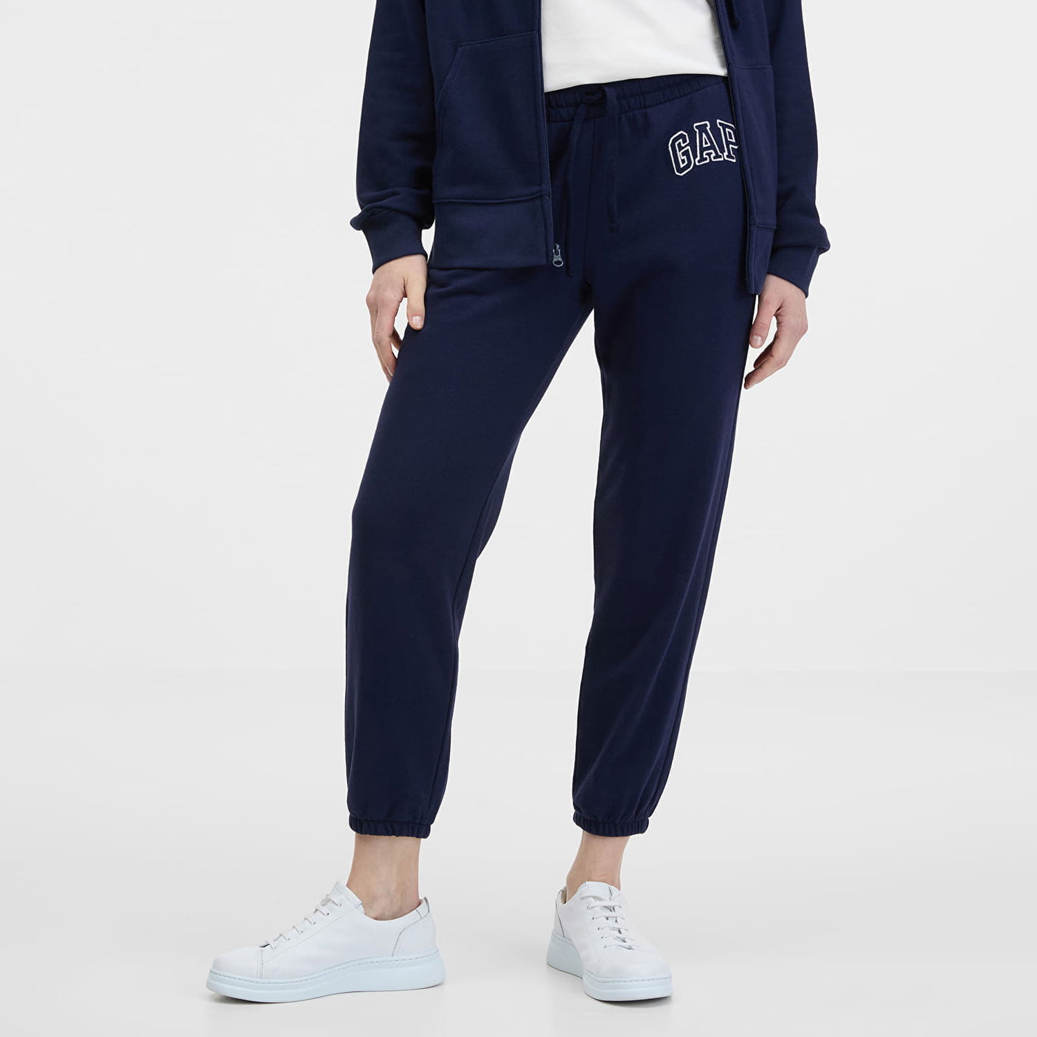 Панталони GAP Logo Joggers Navy Uniform Тъмно синьо | 889527-03, 0