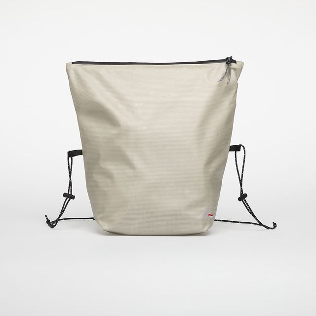 Yuna Ripstop Crossbody Bag Universal