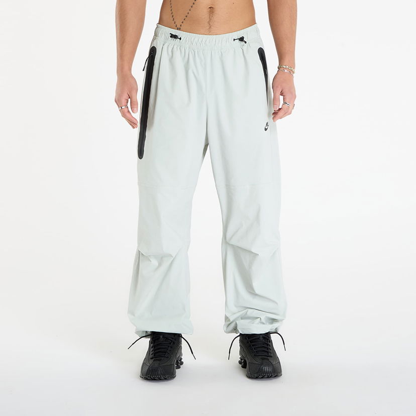 Панталони Nike Tech Woven Oversized Pants Зелено | HM7158-034