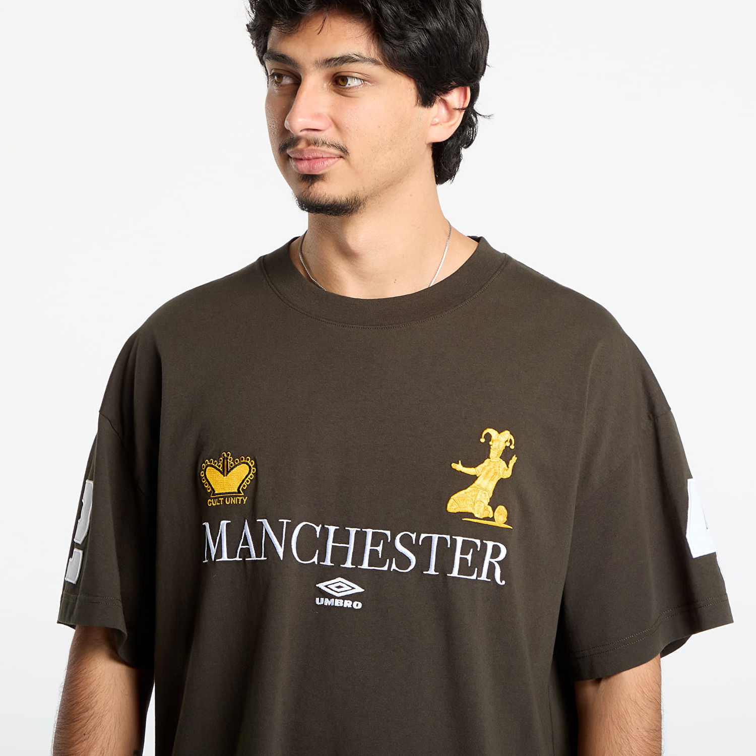 Тениска Umbro Cult Unity Manchester Graphic Oversized T-Shirt with Number 2 Sleeve Кафяво | UBMW0397JY121 GRN0010, 1