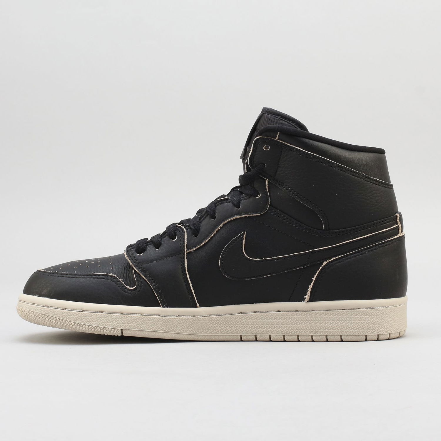 Кецове и обувки Jordan Air Jordan 1 Retro High Premium "Black Desert Sand" Черно | AA3993-021, 0