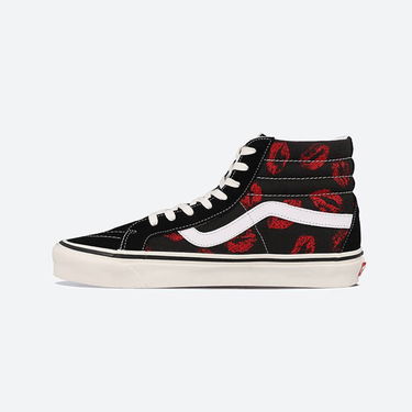 Кецове и обувки Vans Sk8-Hi 38 DX Anaheim Lips Черно | VN0A38GF45T, 0
