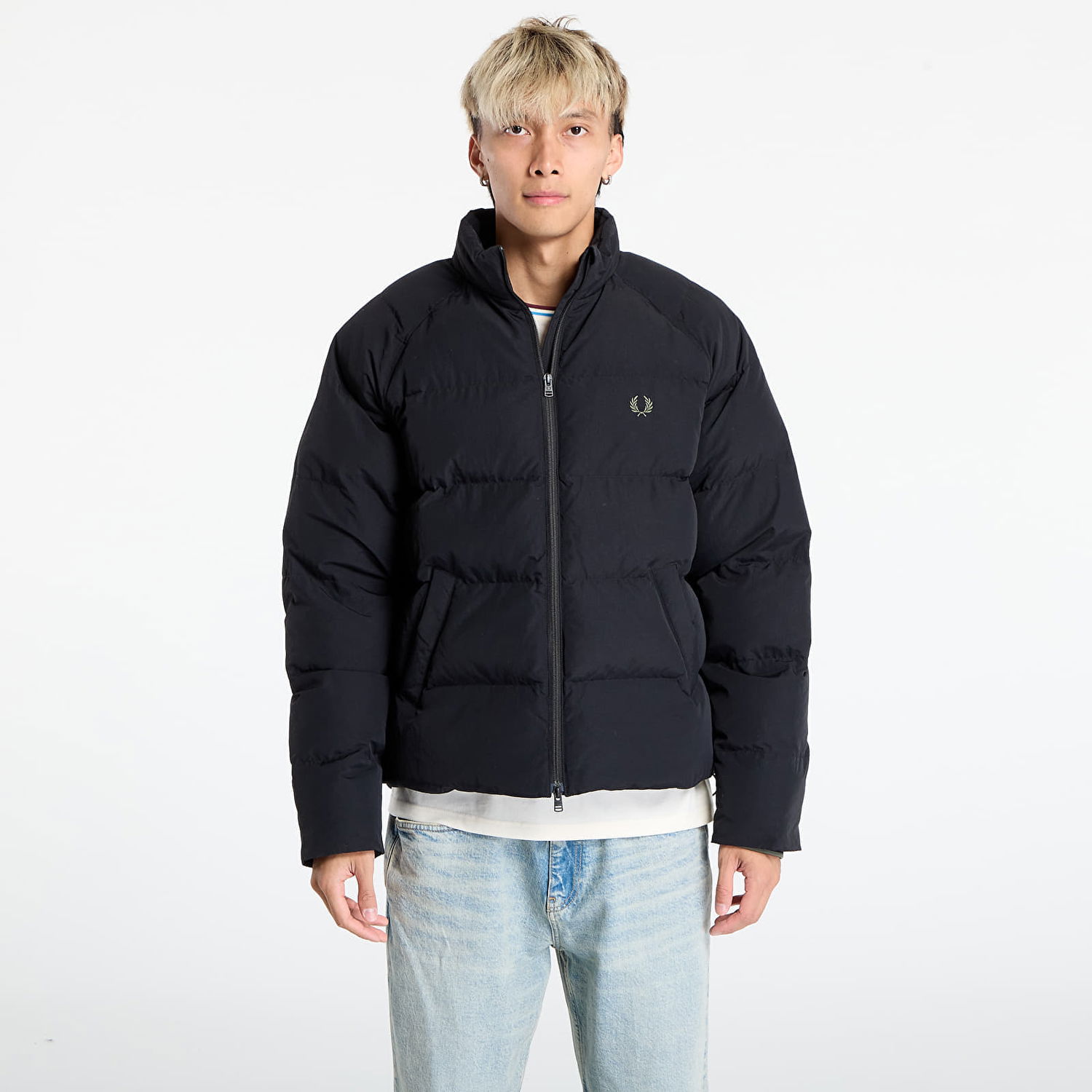 Пухо яке Fred Perry FRED PERRY Raglan Sleeve Padded Jacket Черно | J1309 102, 0
