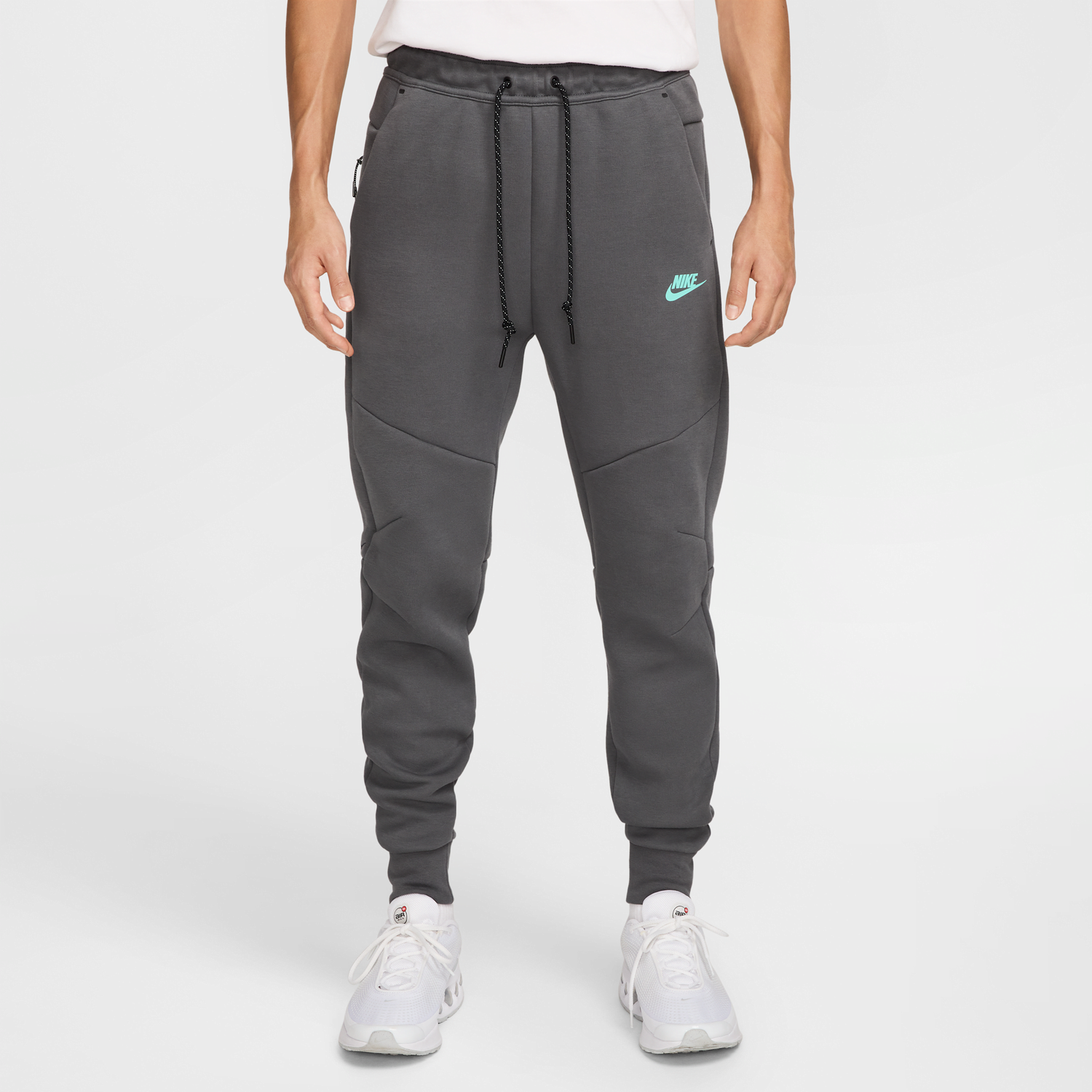Спортни панталони Nike Nike Sportswear Tech Fleece Joggers Сиво | HV6513-068, 1