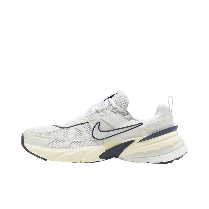 Кецове и обувки Nike V2K Run White Midnight Navy (Women's) Сиво | FD0736-102